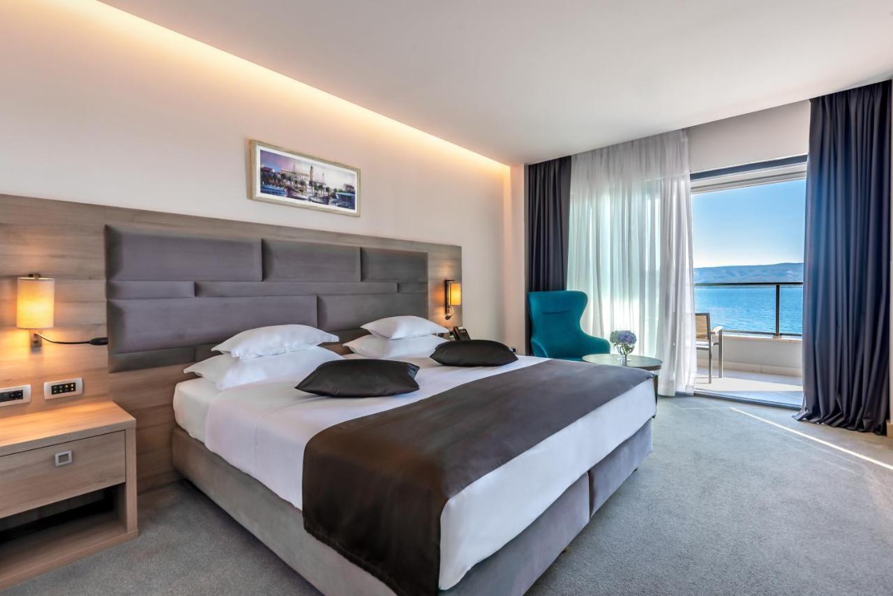 Hotel Plaza Дуче Екстер'єр фото