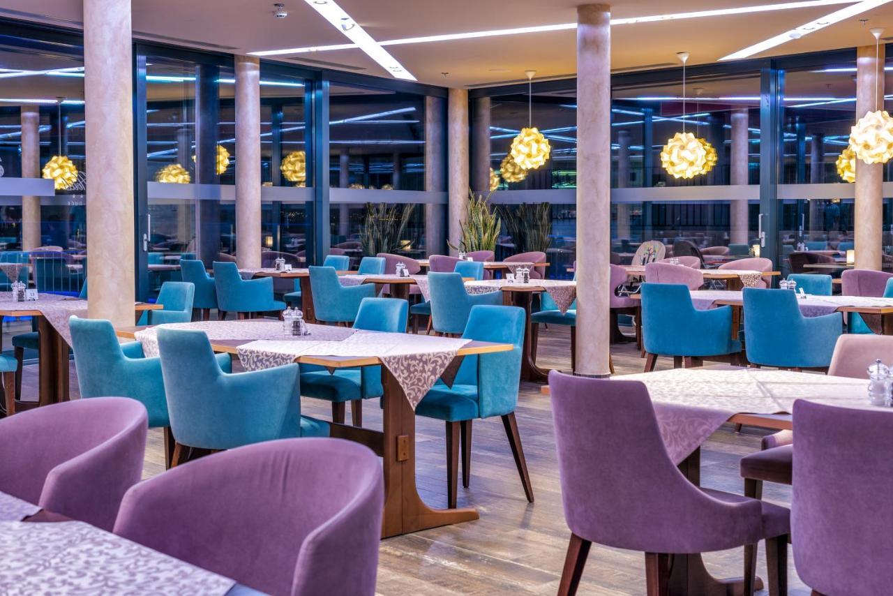 Hotel Plaza Дуче Екстер'єр фото
