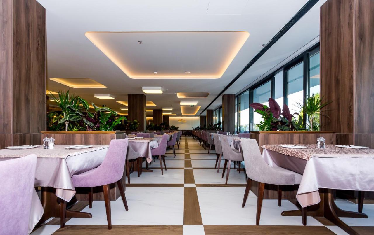 Hotel Plaza Дуче Екстер'єр фото