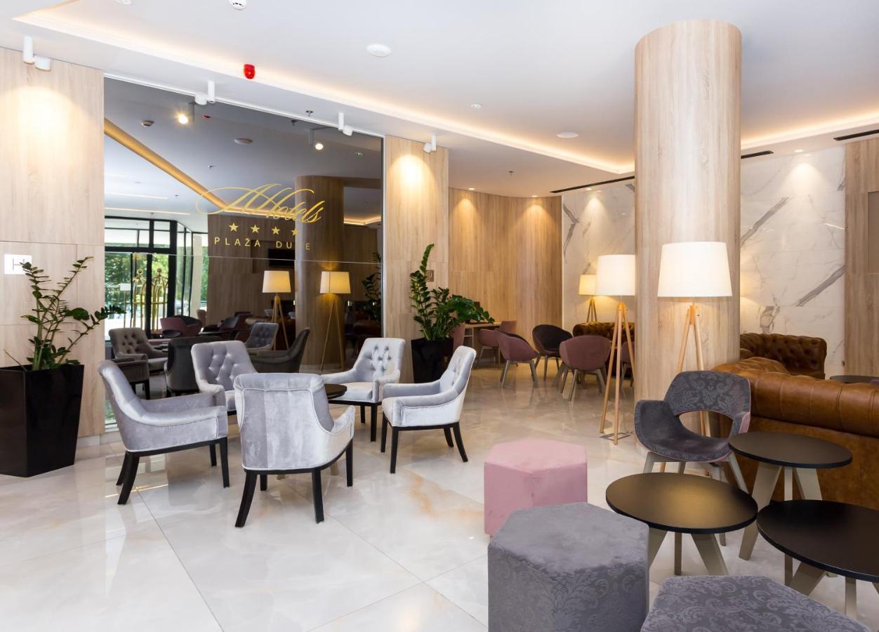 Hotel Plaza Дуче Екстер'єр фото