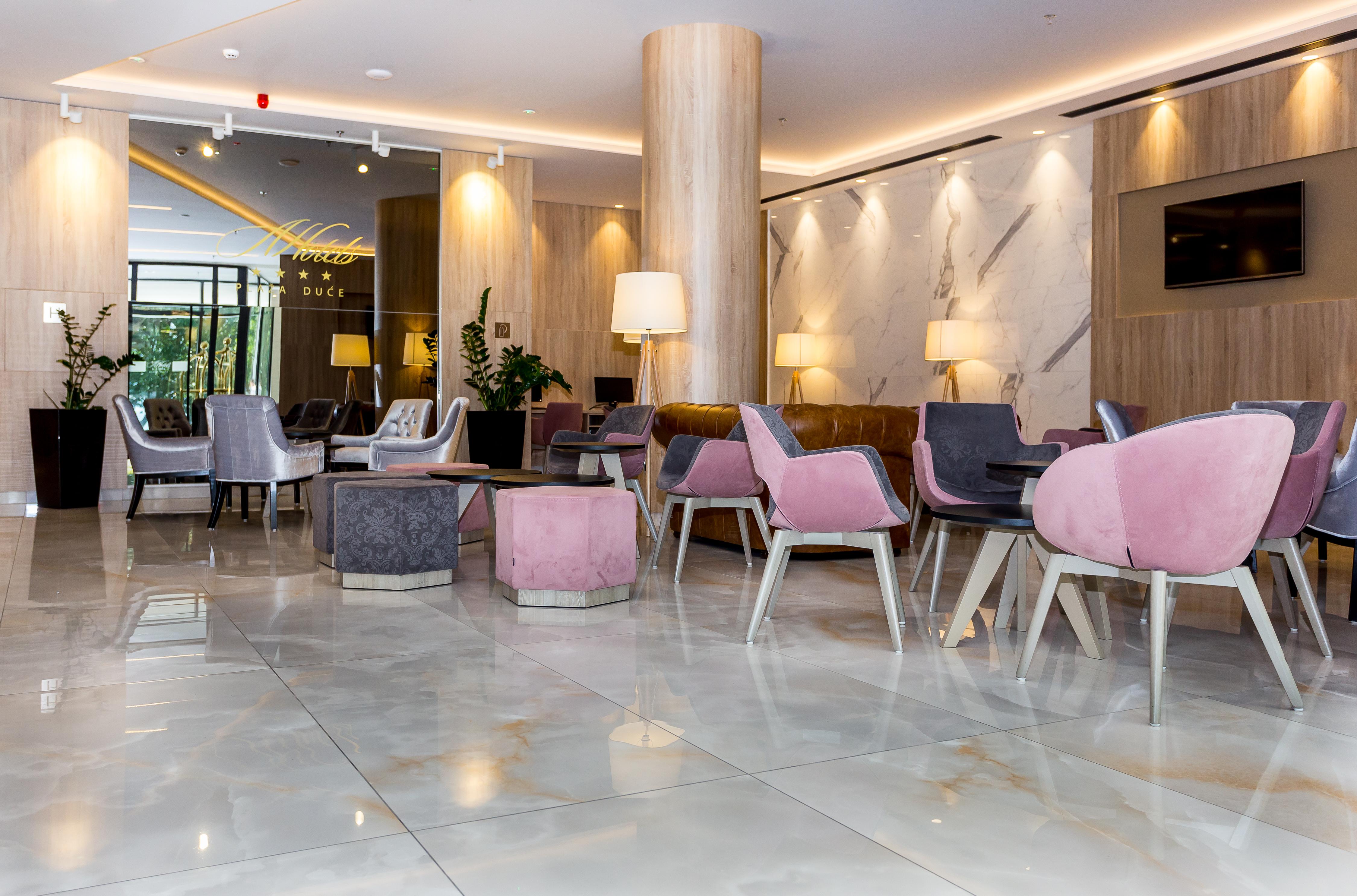 Hotel Plaza Дуче Екстер'єр фото